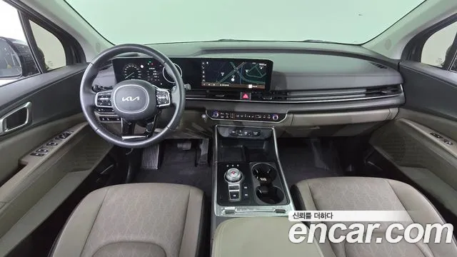 Kia Carnival Generation 4 — Фото автомобиля 7