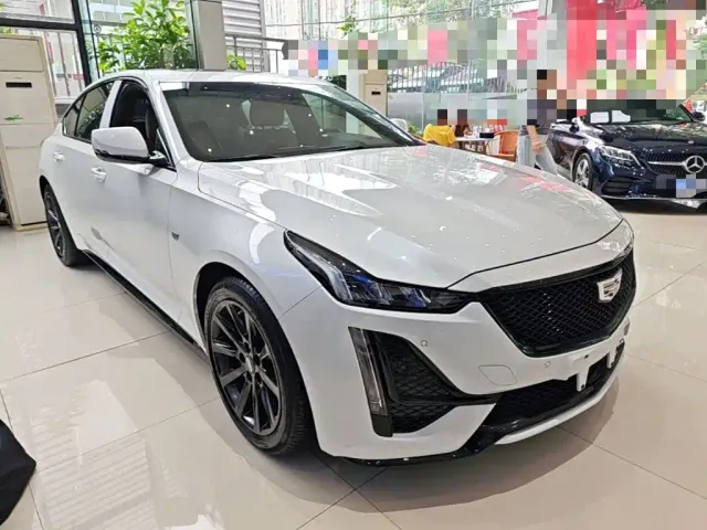 Cadillac CT5 — Фото автомобиля 3