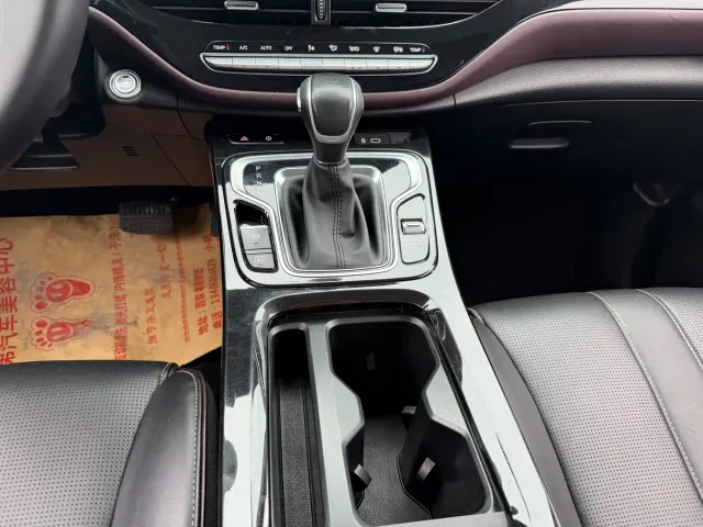 GAC Trumpchi M6 — Фото автомобиля 9