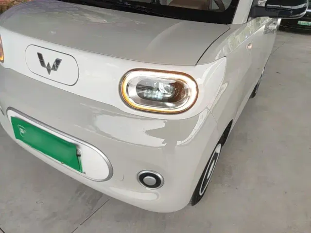 Wuling Hongguang Mini EV — Фото автомобиля 23