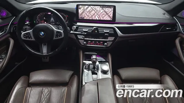 BMW 5 Series G30 — Фото автомобиля 10