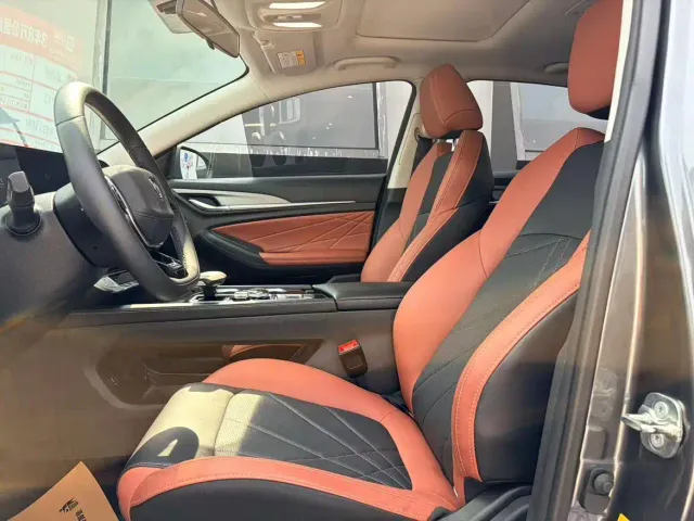 Changan Eado — Фото автомобиля 8