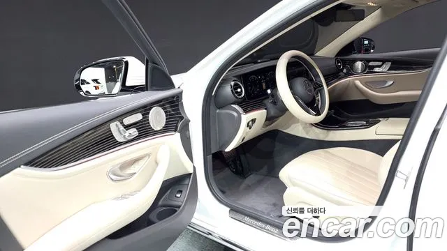 Mercedes-Benz E-Class W213 — Фото автомобиля 15