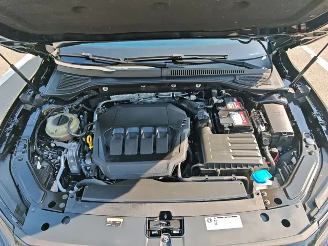 Volkswagen Passat — Фото автомобиля 7