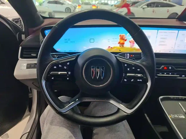 Buick LaCrosse — Фото автомобиля 10