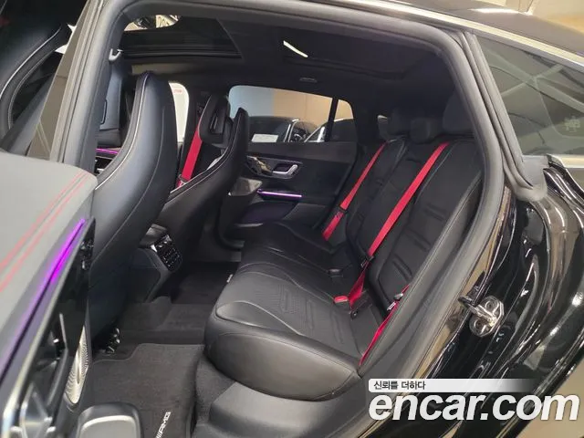 Mercedes-Benz EQE V295 — Фото автомобиля 14
