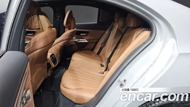 Mercedes-Benz E-Class E-класс W214 E300 4MATIC AMG Line Premier Special — Фото автомобиля 10
