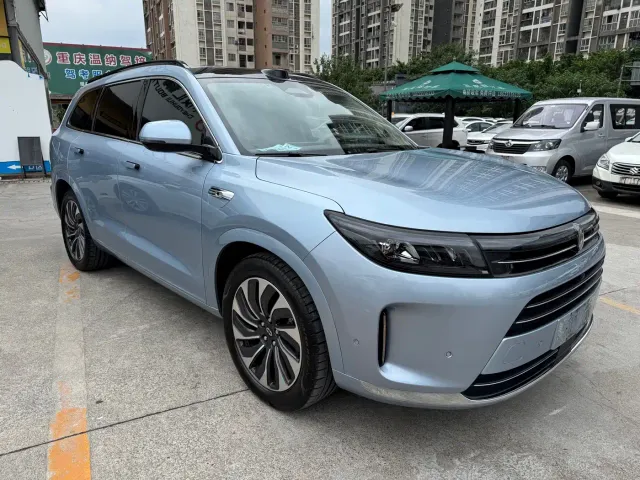 Aito M7 — Фото автомобиля 3