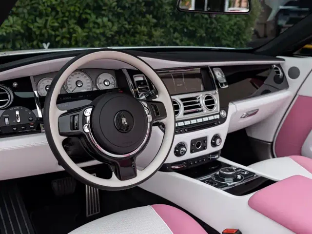 Rolls-Royce Dawn — Фото автомобиля 9