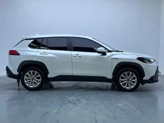 Toyota Frontlander — Фото автомобиля 19