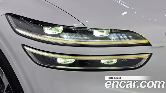 Genesis GV70 Electrified — Фото автомобиля 7