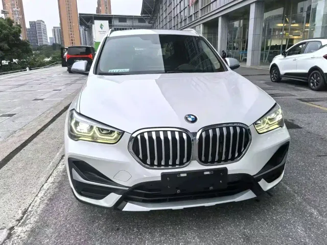 BMW X1 — Фото автомобиля 2