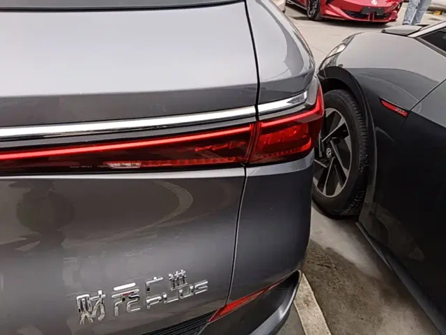 BYD Yuan PLUS — Фото автомобиля 7