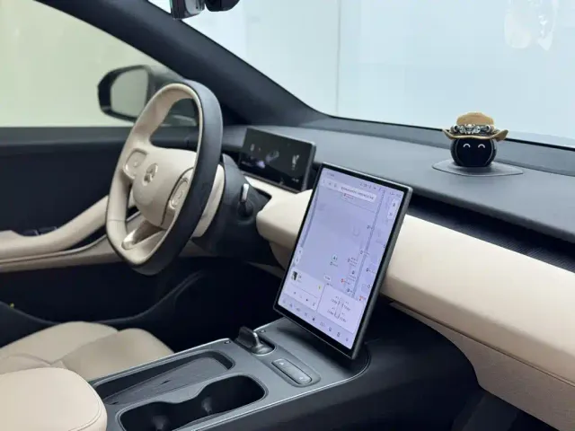 Nio ET5 Touring — Фото автомобиля 20