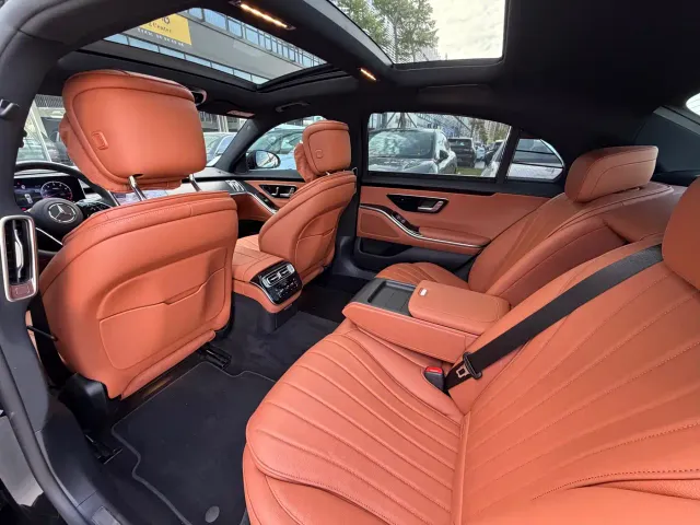 Mercedes-Benz S-Class — Фото автомобиля 8