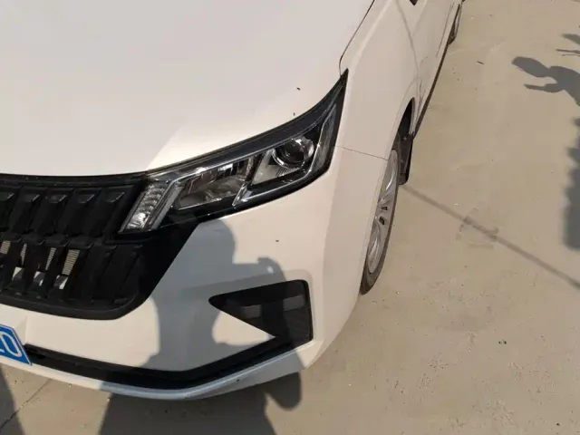 Wuling Jiachen — Фото автомобиля 5