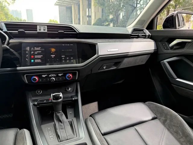 Audi Q3 Sportback — Фото автомобиля 9