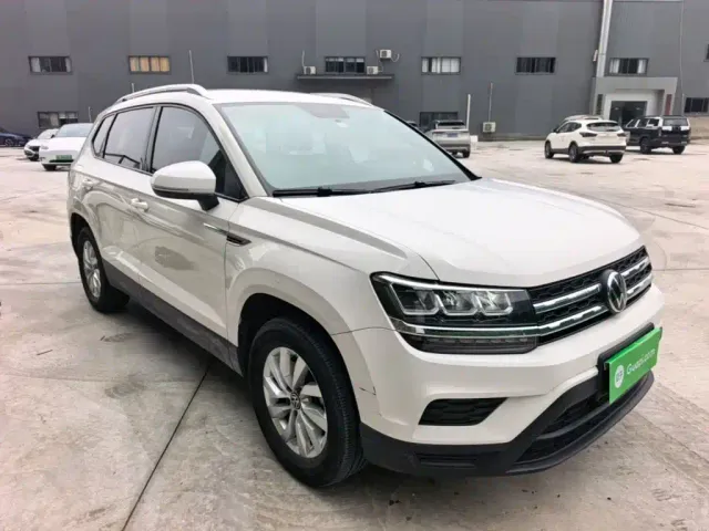 Volkswagen Tharu — Фото автомобиля 3