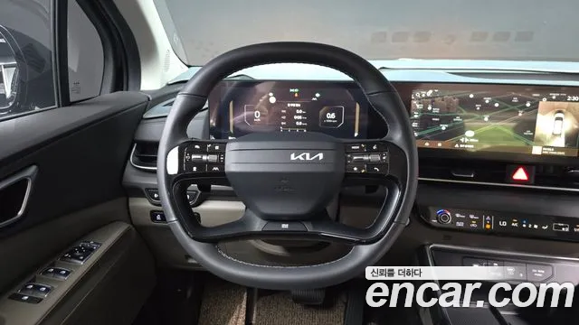 Kia Carnival Generation 4 — Фото автомобиля 18
