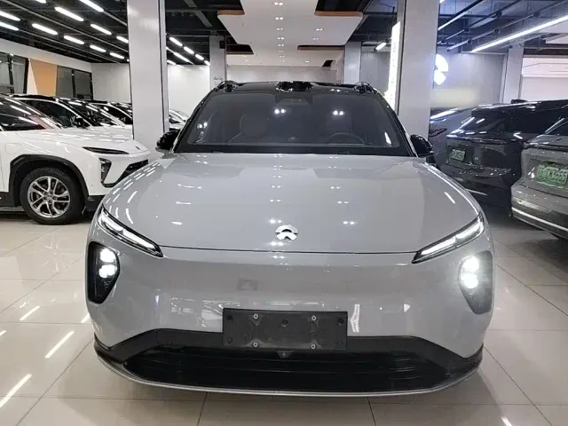 Nio ES6 — Фото автомобиля 2