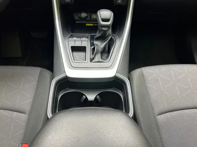 Toyota RAV4 Rongfang 2021 2.0L CVT 2WD Trend — Фото автомобиля 16