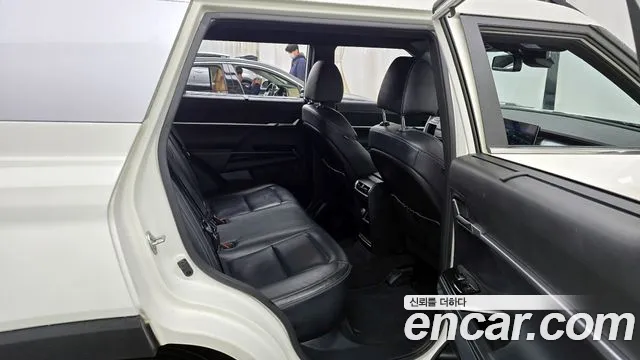 KG_Mobility_Ssangyong Torres Torres Бензин 1.5 4WD — Фото автомобиля 12