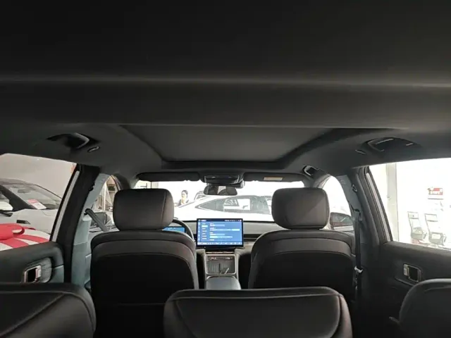 Wuling Starlight S — Фото автомобиля 17