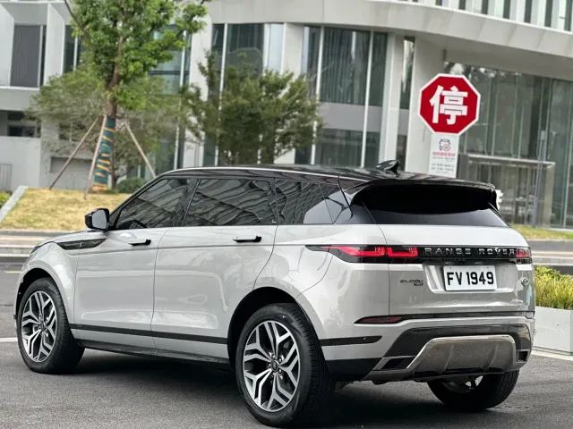Land Rover Range Rover Evoque — Фото автомобиля 7