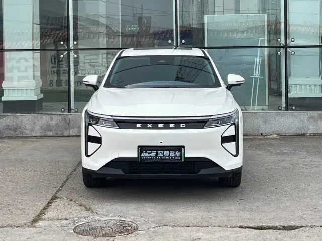 Exeed RX — Фото автомобиля 2