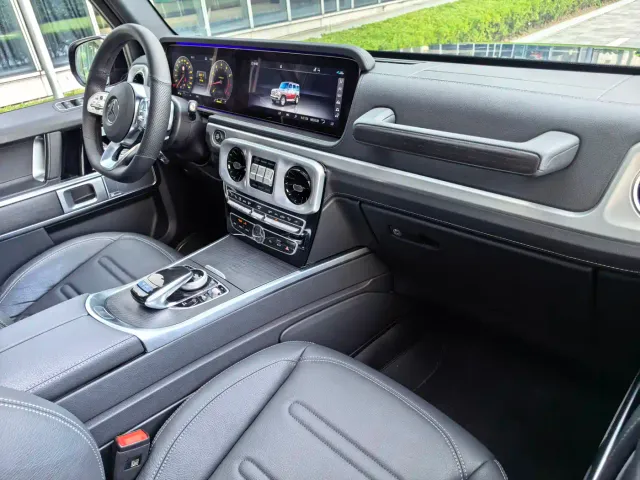 Mercedes-Benz G-Class — Фото автомобиля 24