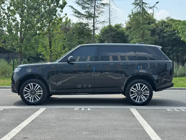 Land Rover Range Rover — Фото автомобиля 4