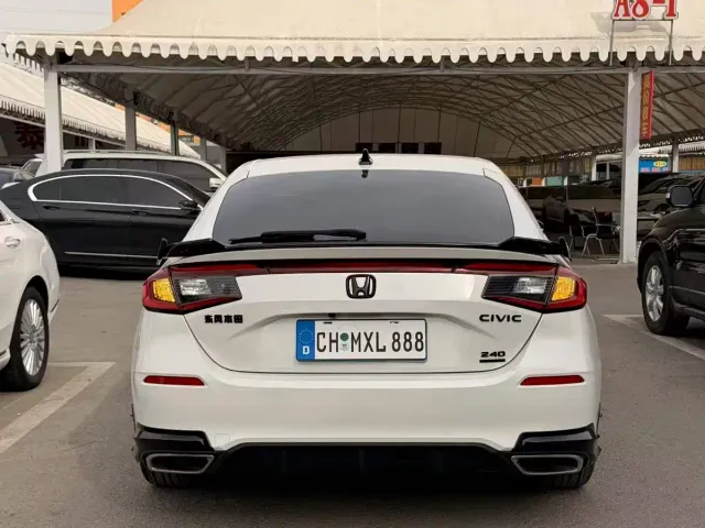 Honda Civic — Фото автомобиля 8