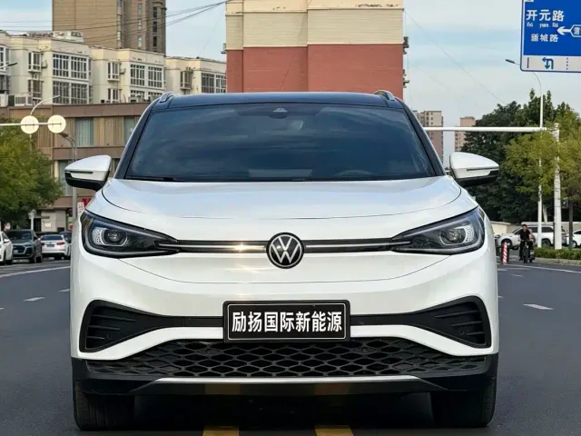 Volkswagen ID.4 X — Фото автомобиля 2