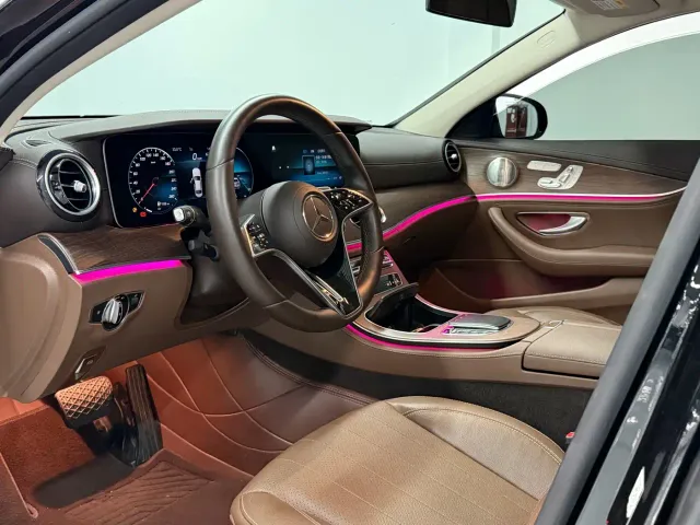 Mercedes-Benz E-Class — Фото автомобиля 7