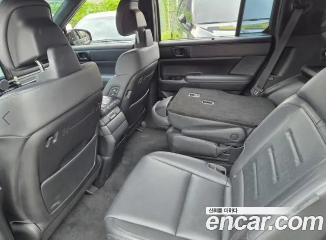 Hyundai Santafe — Фото автомобиля 9