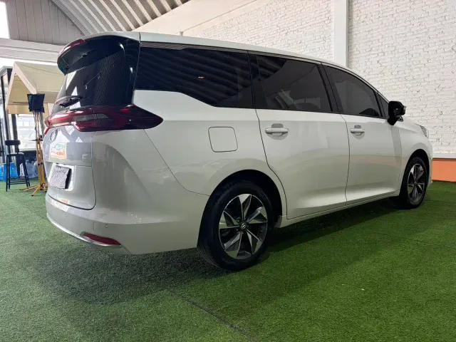 GAC Trumpchi M6 — Фото автомобиля 6