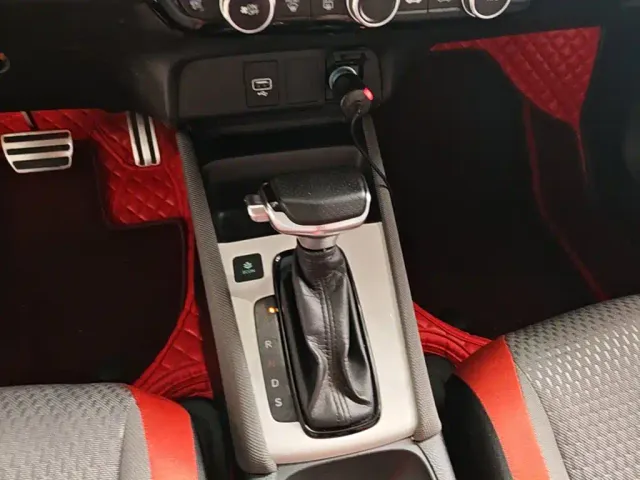 Honda LIFE 2021 1.5L CVT SPORT Heartbeat Edition — Фото автомобиля 13