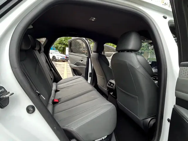 BYD Qin PLUS — Фото автомобиля 11