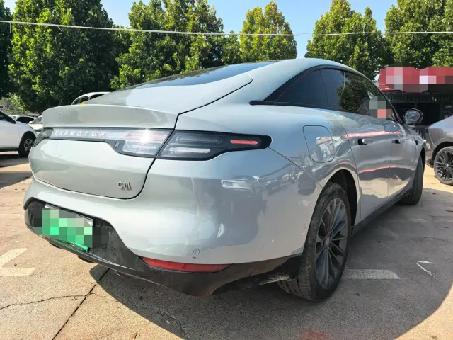 Leapmotor C01 — Фото автомобиля 11