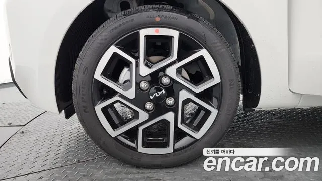 Kia RAY Новый Kia Ray Signature — Фото автомобиля 5