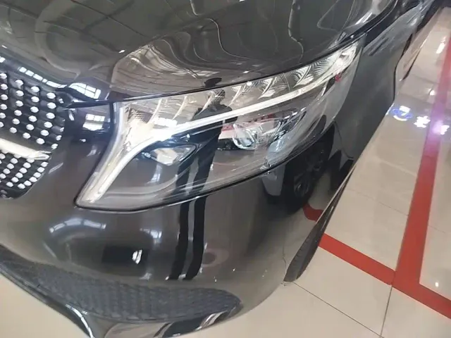 Mercedes-Benz V-Class — Фото автомобиля 23