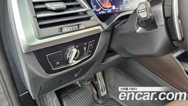 BMW X4 xDrive20i M Sport — Фото автомобиля 15
