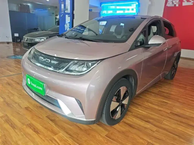Фотография автомобиля — BYD Dolphin
