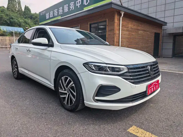Volkswagen Lavida — Фото автомобиля 3