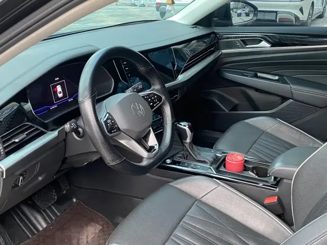 Volkswagen Passat — Фото автомобиля 9