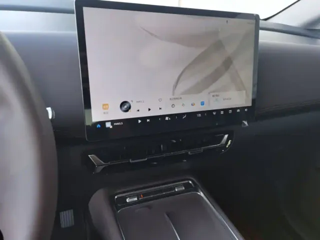 Wuling Starlight 730 — Фото автомобиля 12