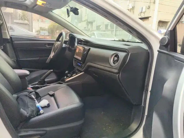 Toyota Corolla Twin Engine E+ — Фото автомобиля 13