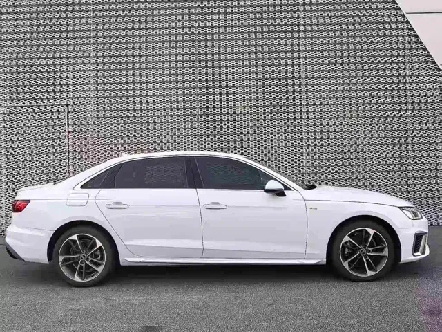 Audi A4L — Фото автомобиля 10