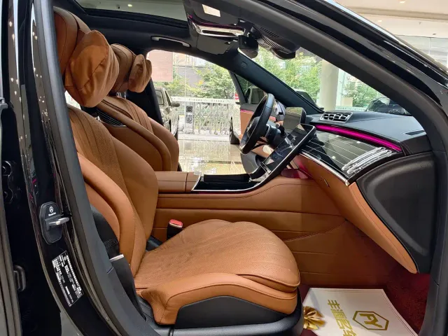 Mercedes-Benz S-Class — Фото автомобиля 8