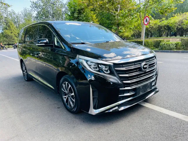 GAC Trumpchi M8 — Фото автомобиля 3